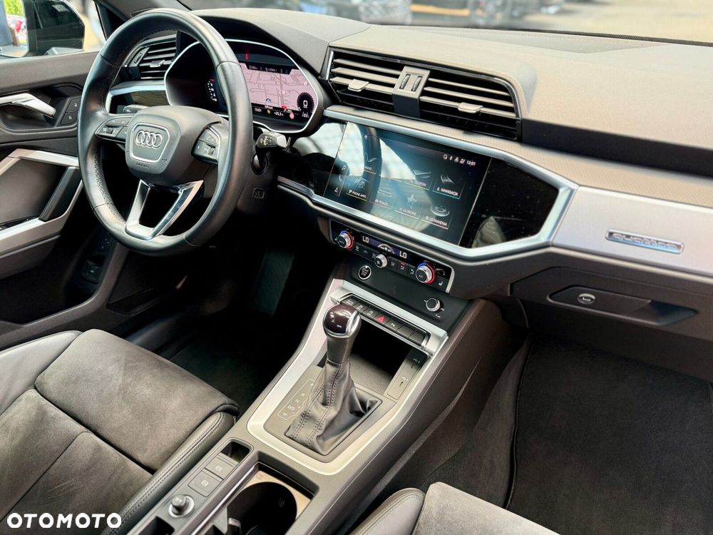 Audi Q3 - 24