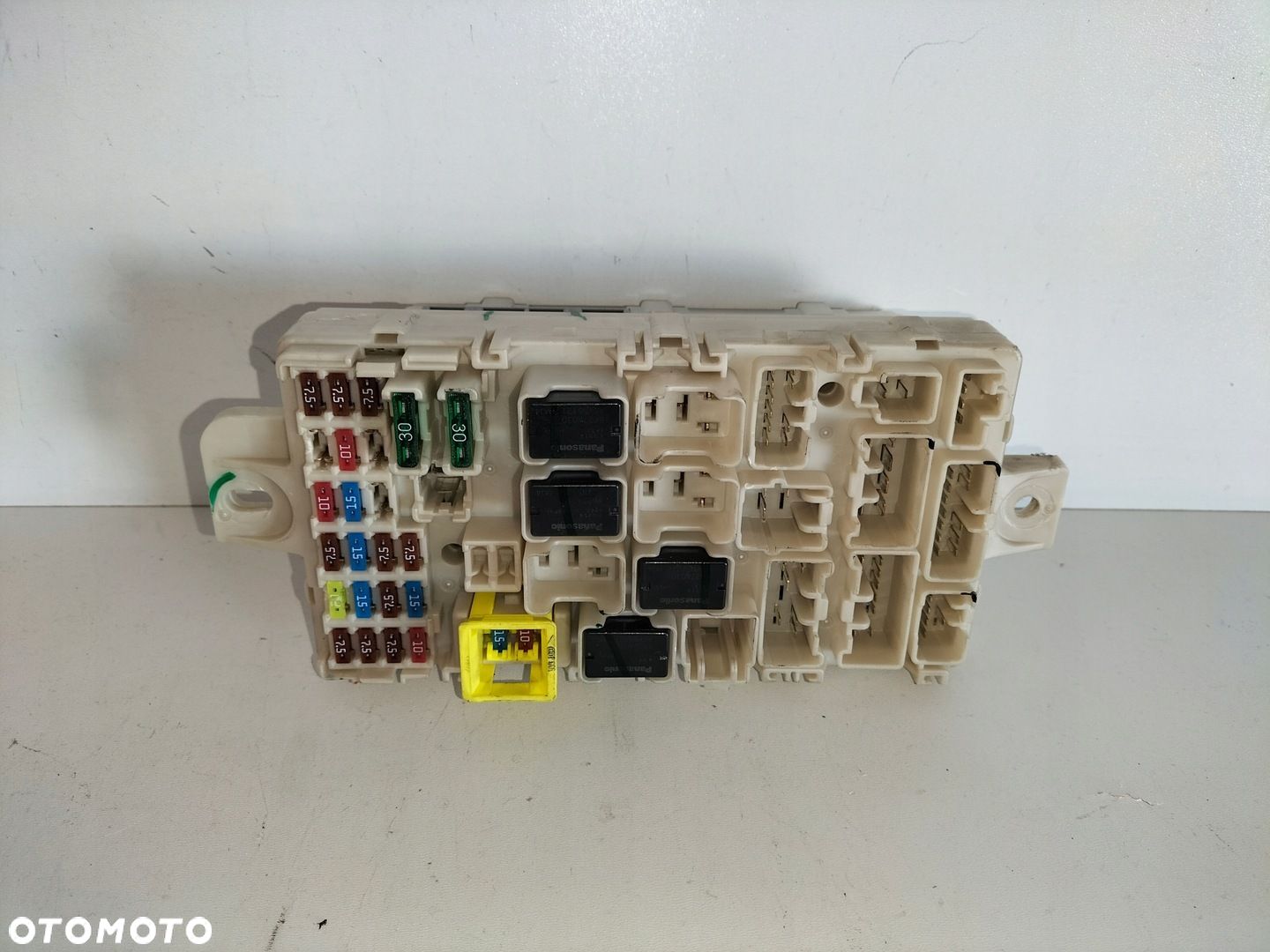 Moduł BSI skrzynka bezpieczników MITSUBISHI SPACE STAR II 13- 1.0B 52KW - 1