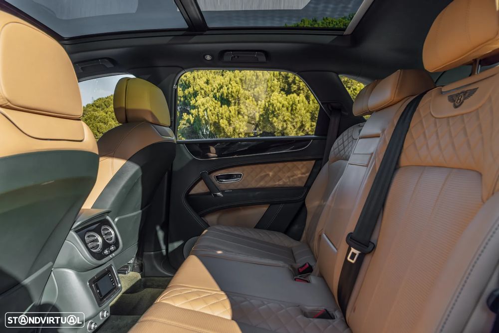 Bentley Bentayga V8 - 28