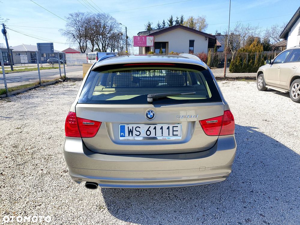 BMW Seria 3 - 10