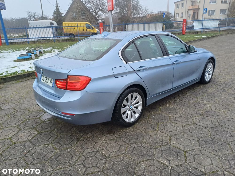 BMW Seria 3 316i Luxury Line - 5