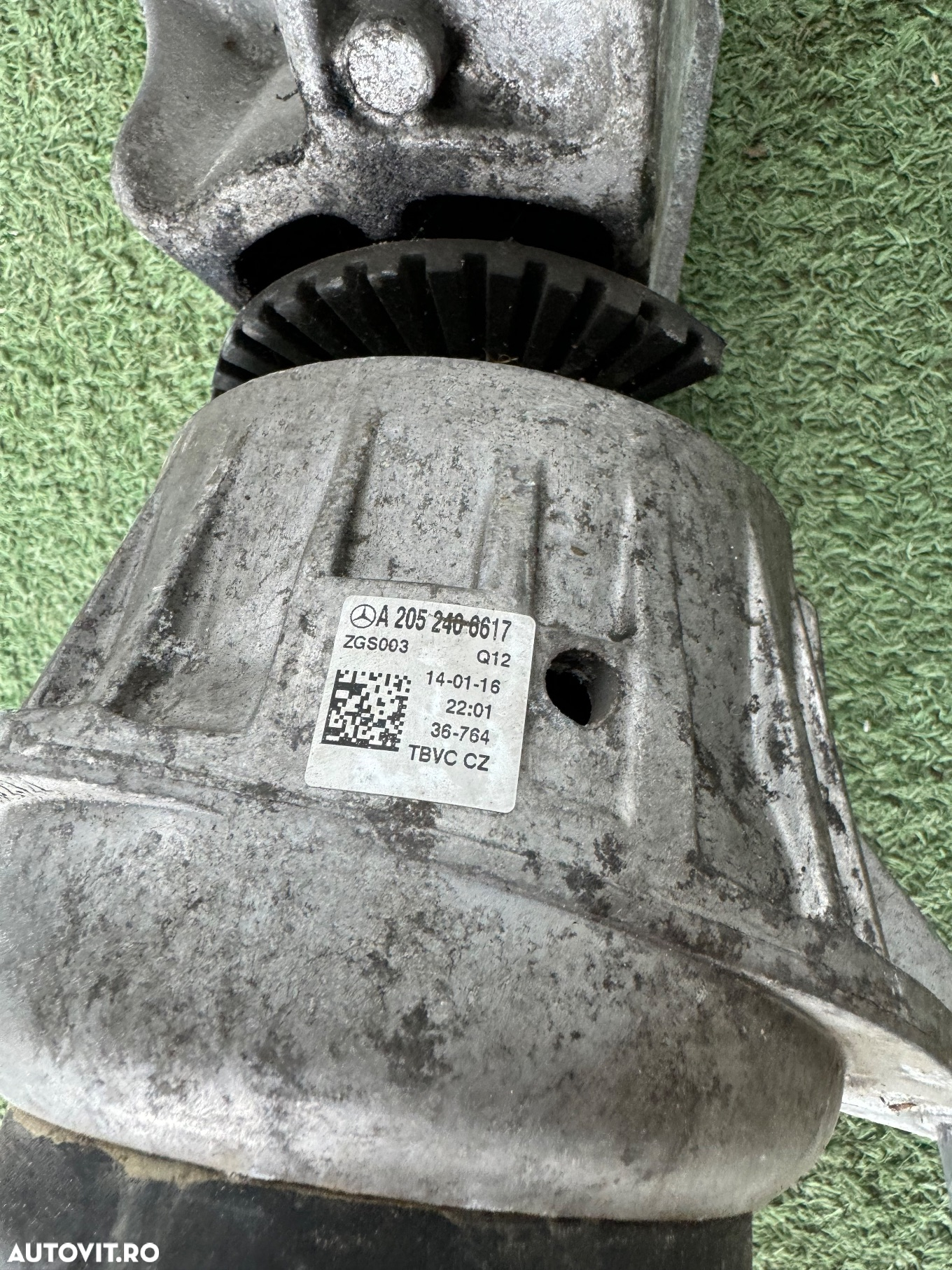 Tampon suport motor stanga dreapta Mercedes C class w205 - 3