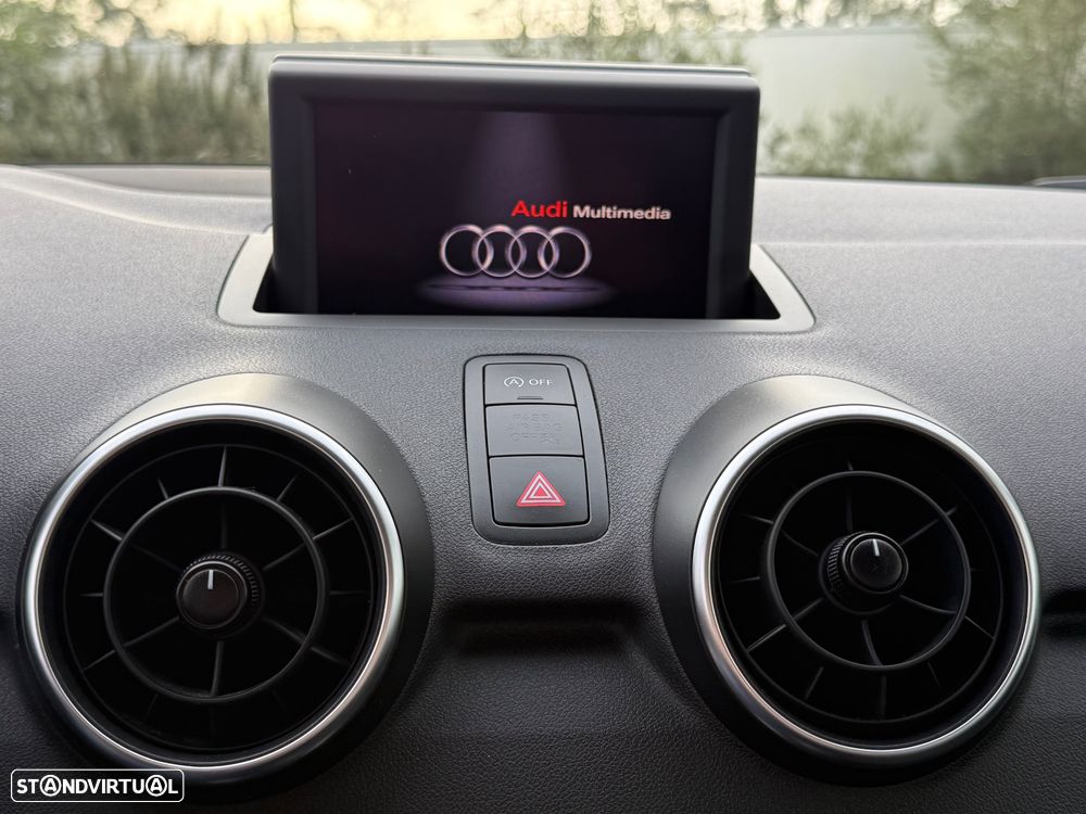 Audi A1 Sportback 1.6 TDI Advance - 30