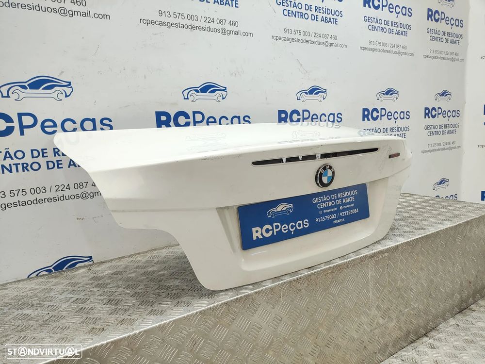 Tampa Porta Mala BMW Serie 1 E82 Coupé Original - 4