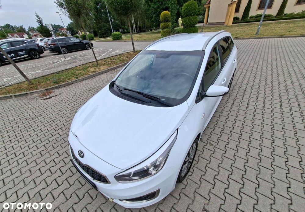 Kia Ceed - 5
