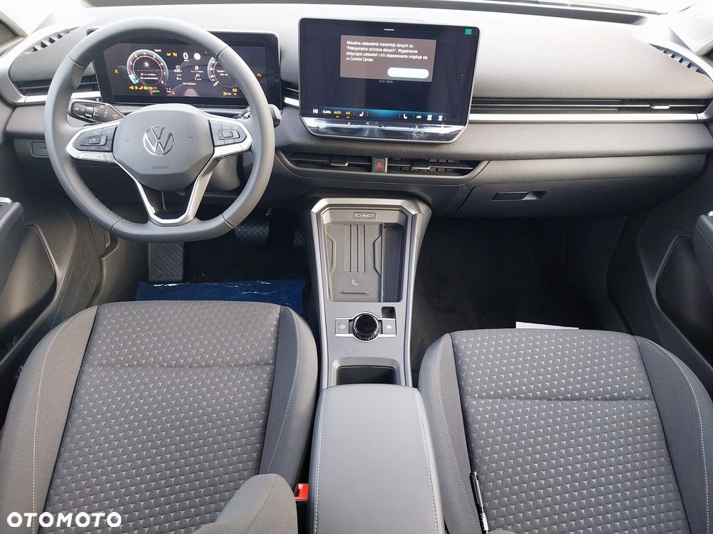 Volkswagen T-Roc - 11