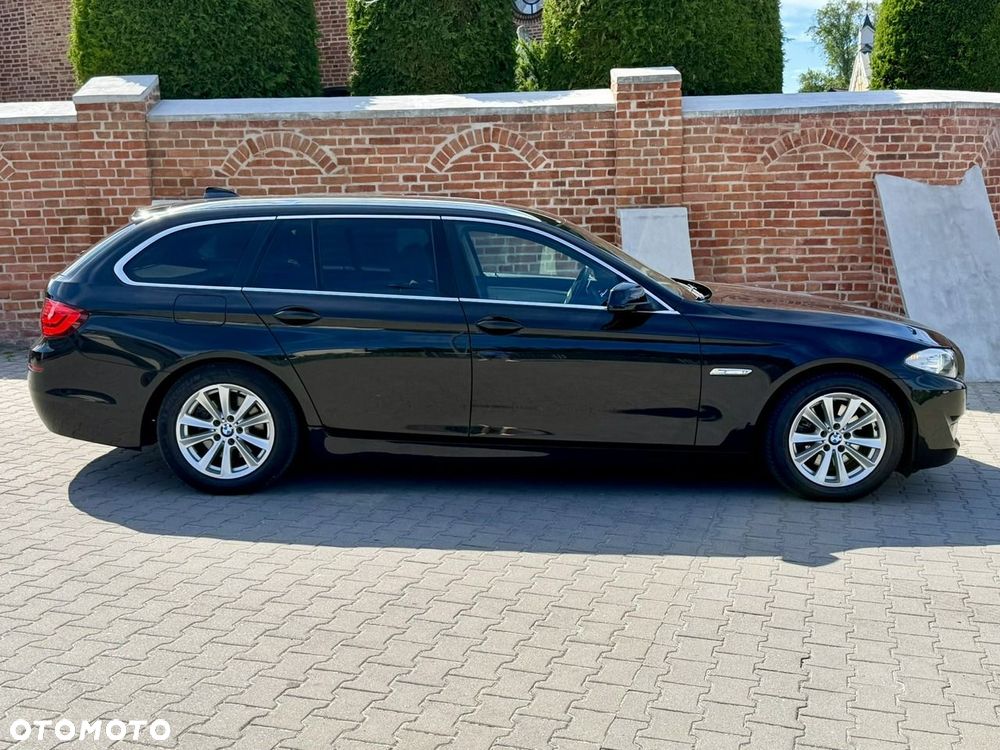 BMW Seria 5 520d Luxury Line - 12