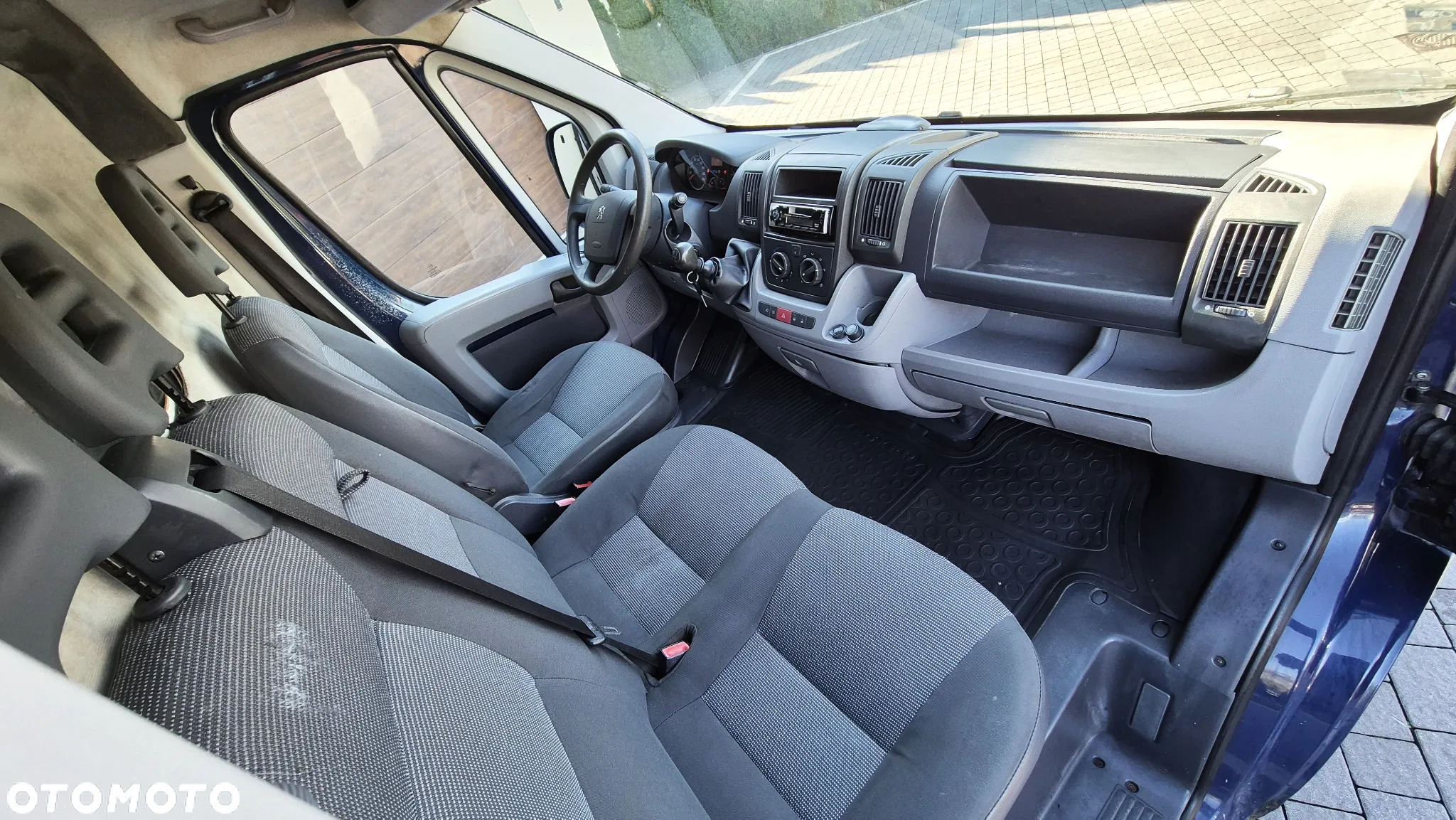 Peugeot BOXER z klimatyzacją - 9
