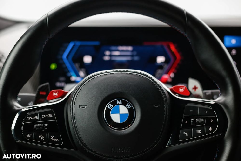 BMW XM - 12