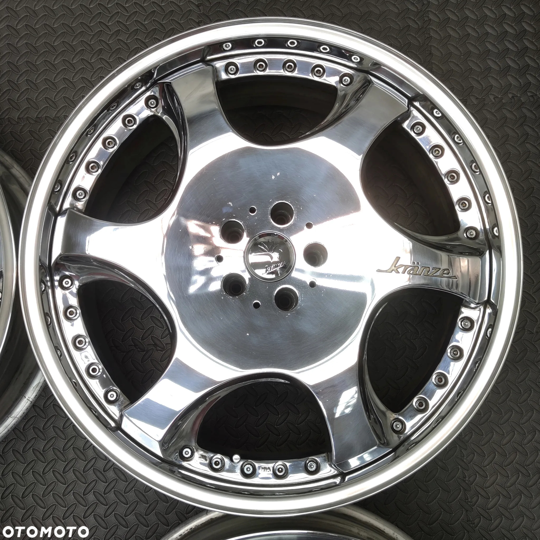 Weds Kranze Bazreia 22x8,5J +28  22x9,5J +26 5x115 - 4