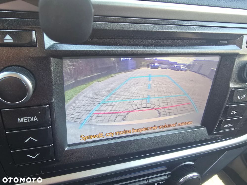 Toyota Auris - 16
