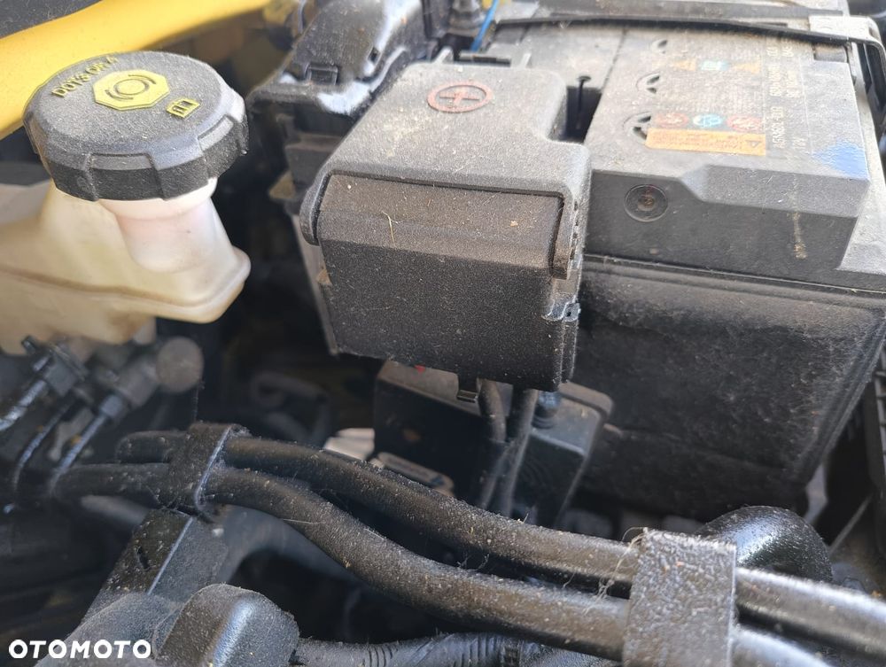 Kia Stonic 1.2 L - 14