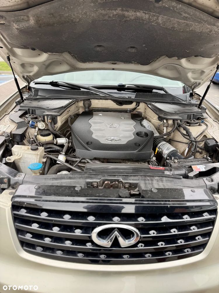 Infiniti FX FX35 - 9