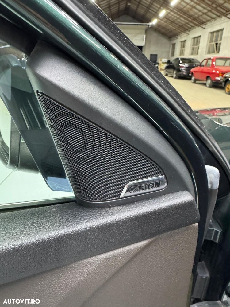 Skoda Octavia Combi Diesel 2.0 TDI 4X4 DSG Laurin&Klement - 13