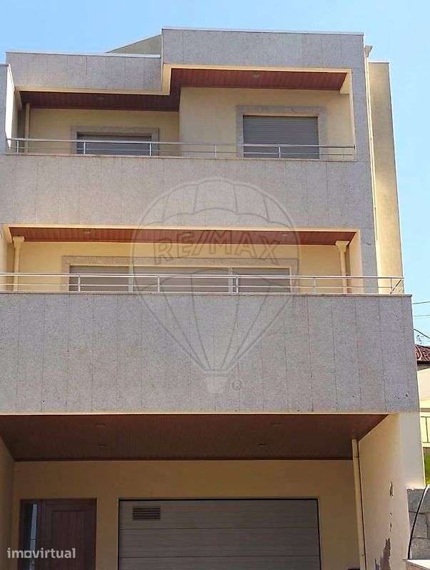 Moradia T3 para venda - Grande imagem: 2/28