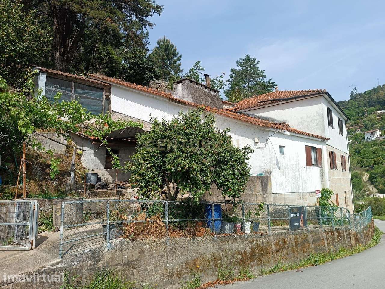 Moradia de três pisos com terraço virado para Aregos e rio Douro, em A - Grande imagem: 5/32