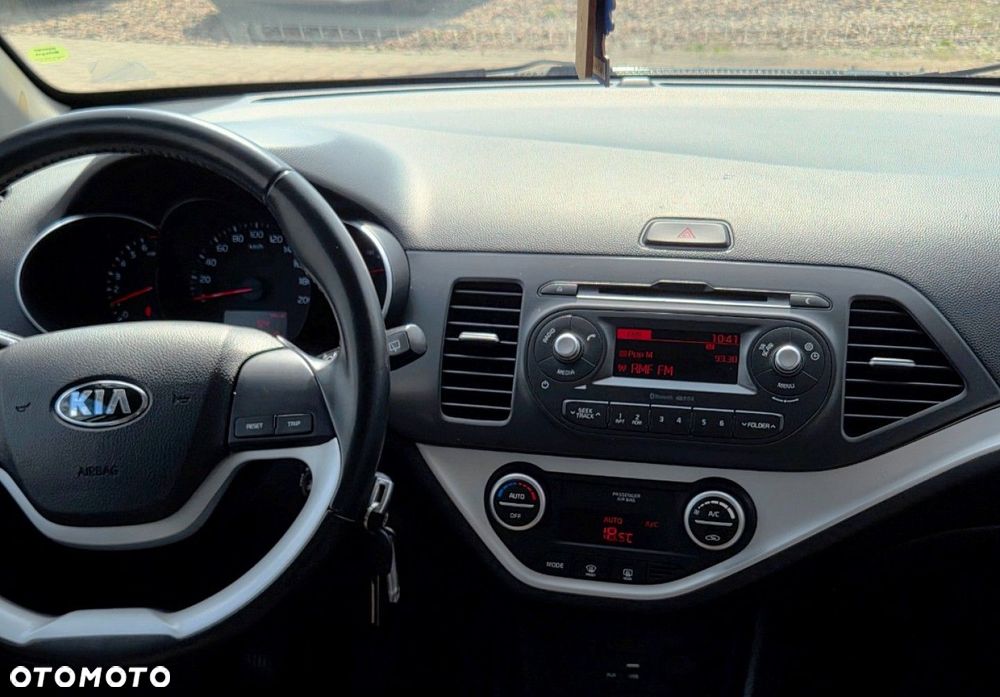 Kia Picanto - 8