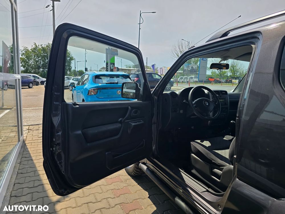 Suzuki Jimny 1.5 DDiS Comfort - 14