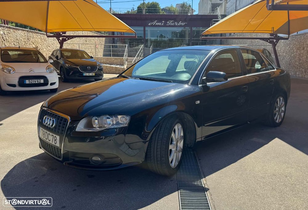 Audi A4 2.0 TDI S-line - 2