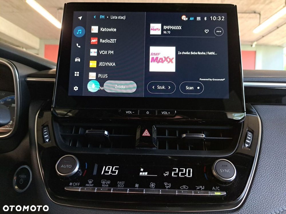 Toyota Corolla 1.8 Hybrid Comfort - 22