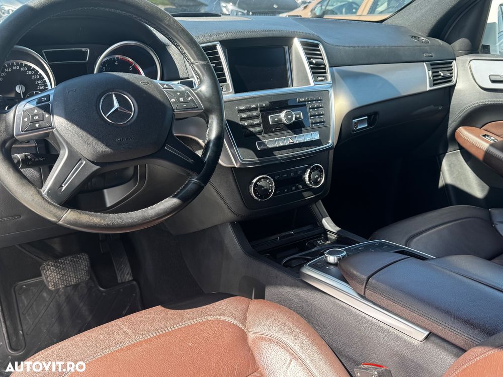 Mercedes-Benz ML - 19