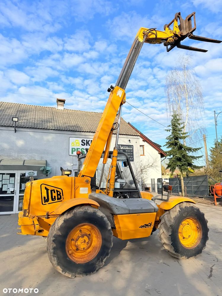 JCB 526-55 - 12