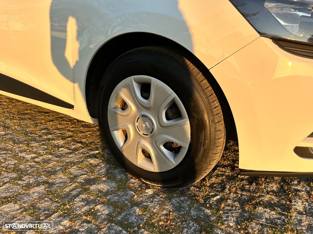 Renault Clio 1.5DCI - 11