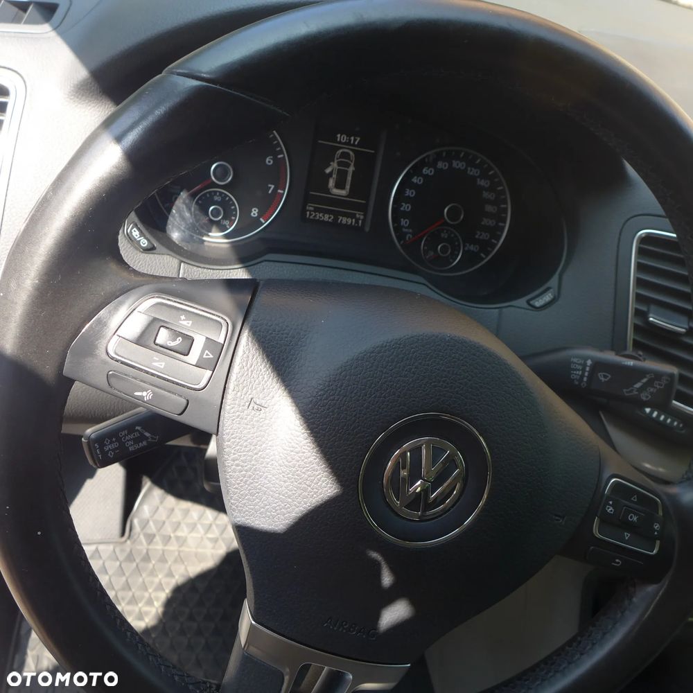 Volkswagen Sharan 1.4 TSI BMT Comfortline - 17