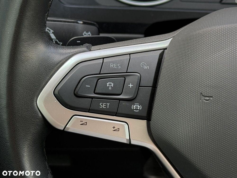 Volkswagen Tiguan - 18