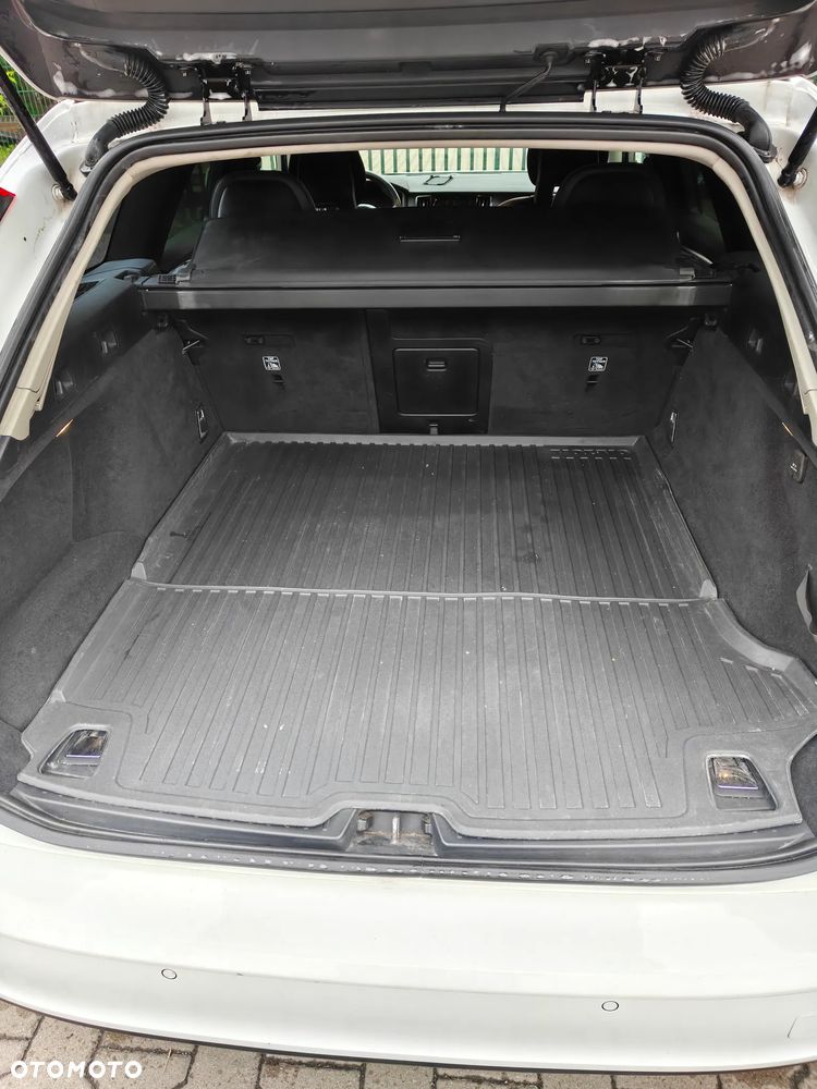 Volvo V90 D3 Momentum - 18