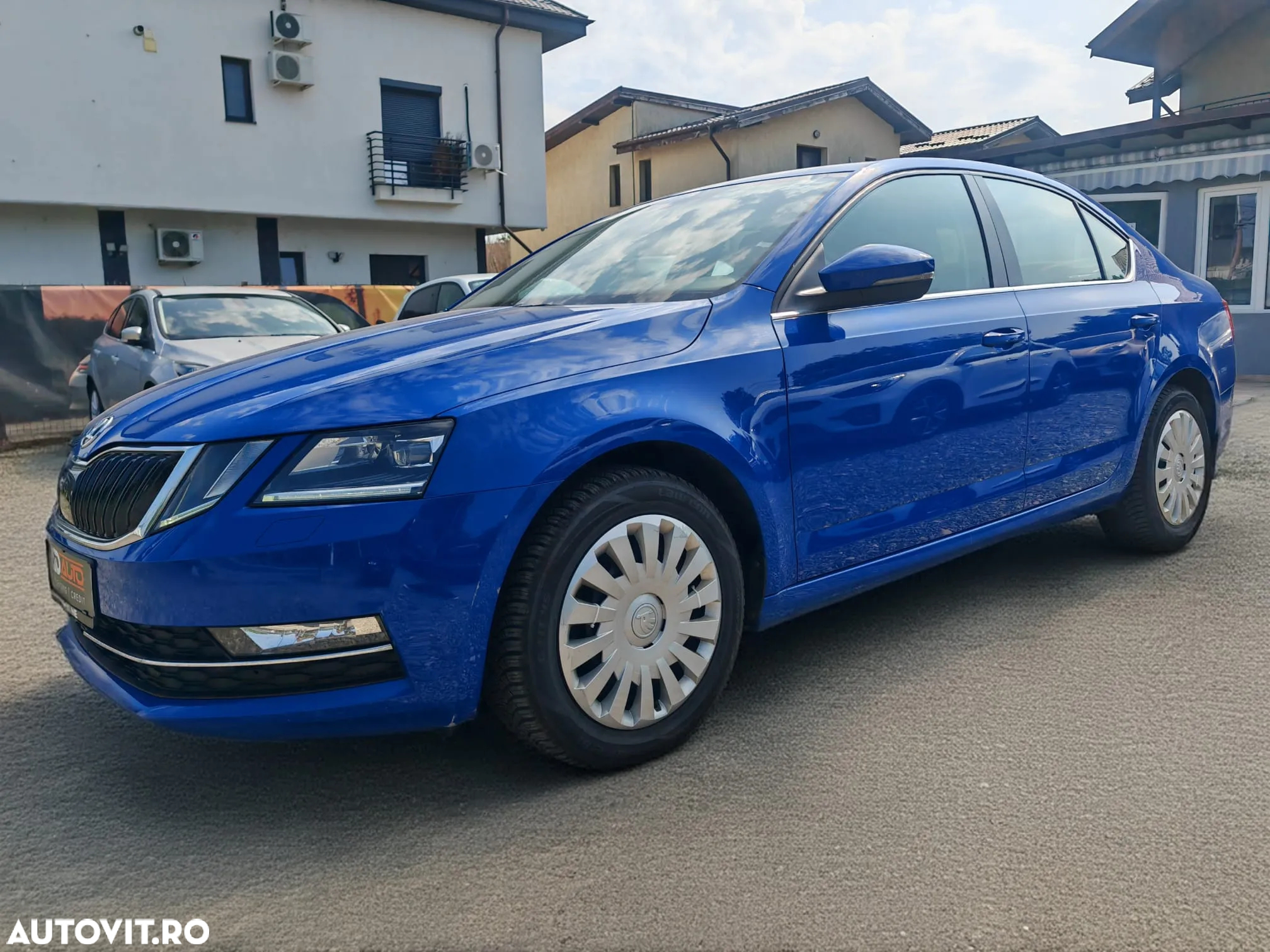 Skoda Octavia 1.6 TDI DSG Style - 25