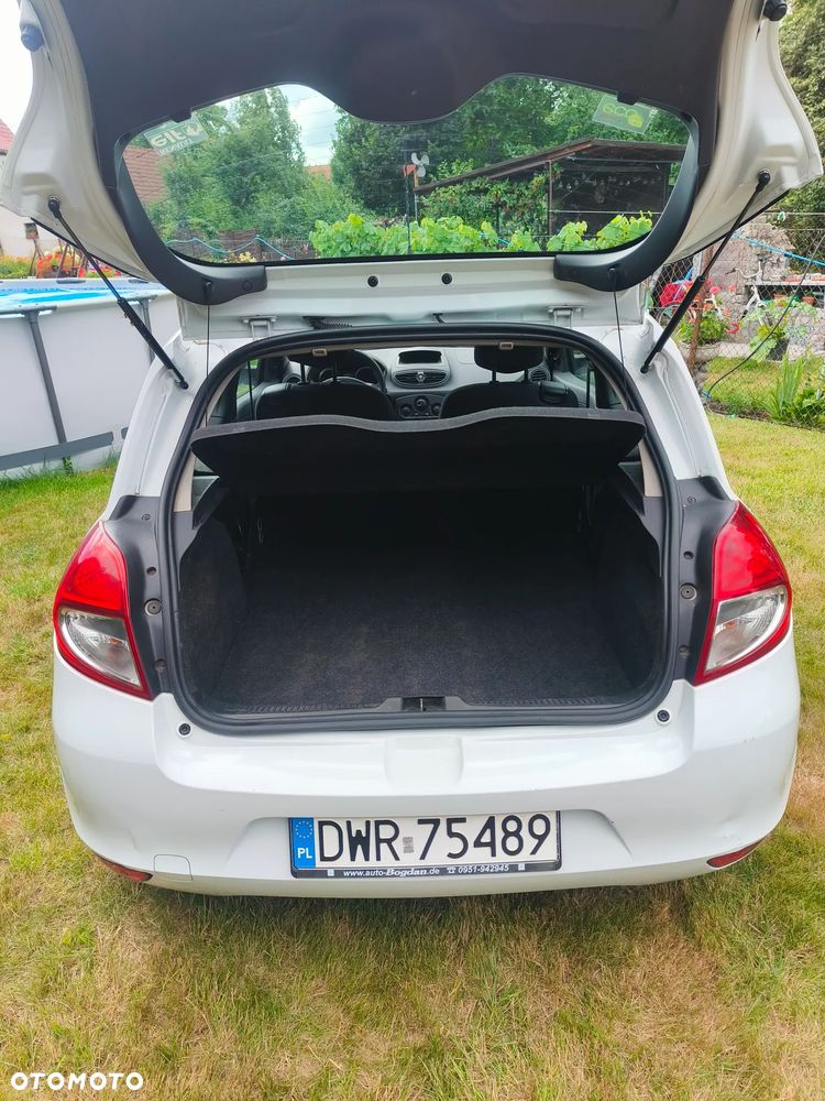 Renault Clio 1.5 dCi Alize - 7