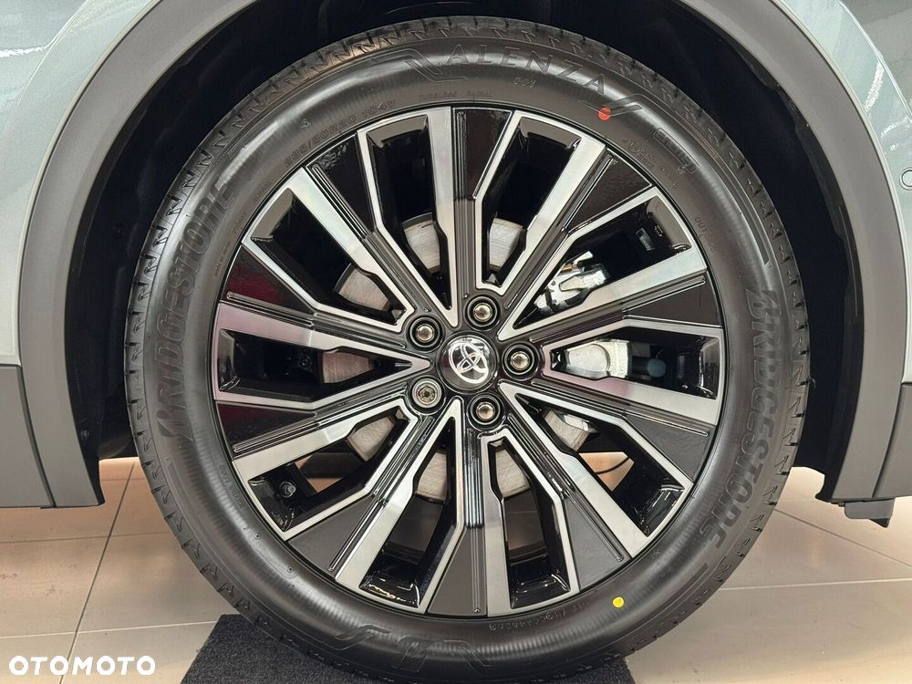 Toyota C-HR+ - 34