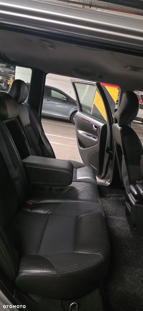 Volvo V70 2.4 Edition - 12