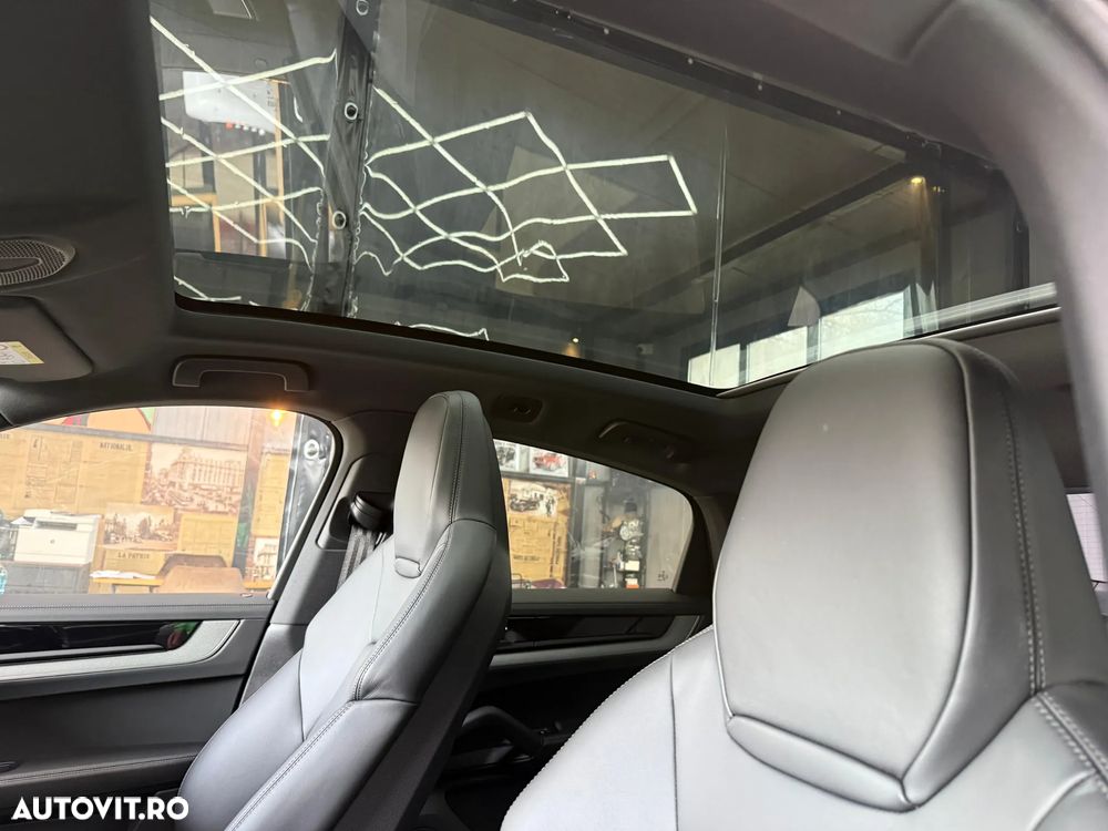 Porsche Cayenne Coupe Standard - 23