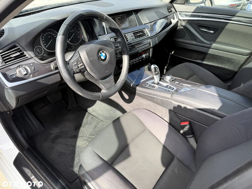 BMW Seria 5 520d - 11