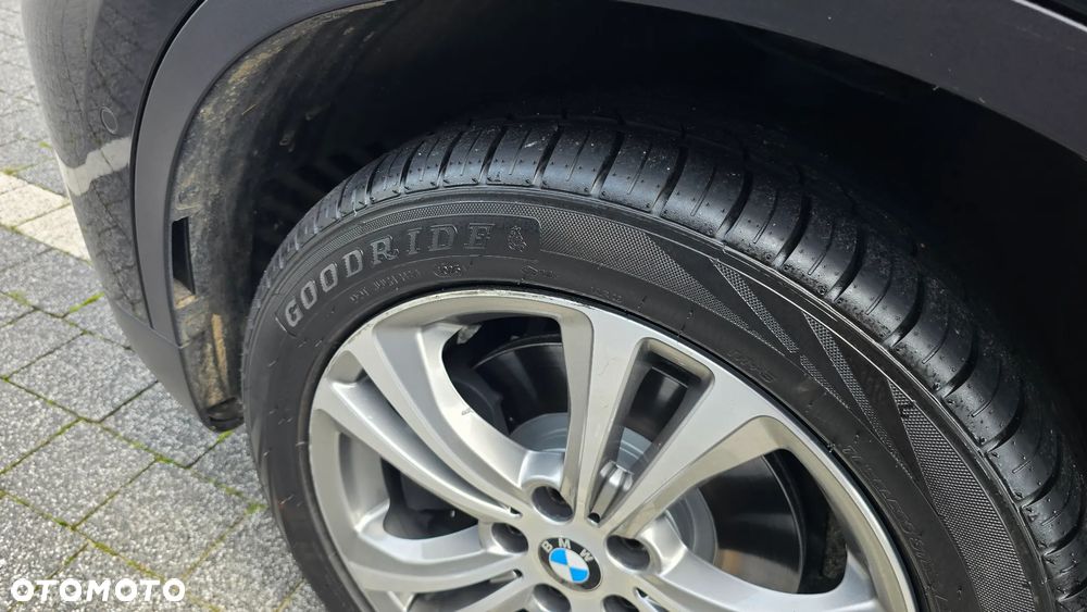 BMW X1 xDrive25d Sport Line - 9