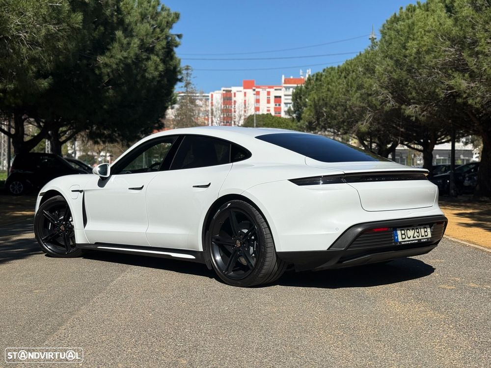 Porsche Taycan 4S Bateria Performance Plus - 3