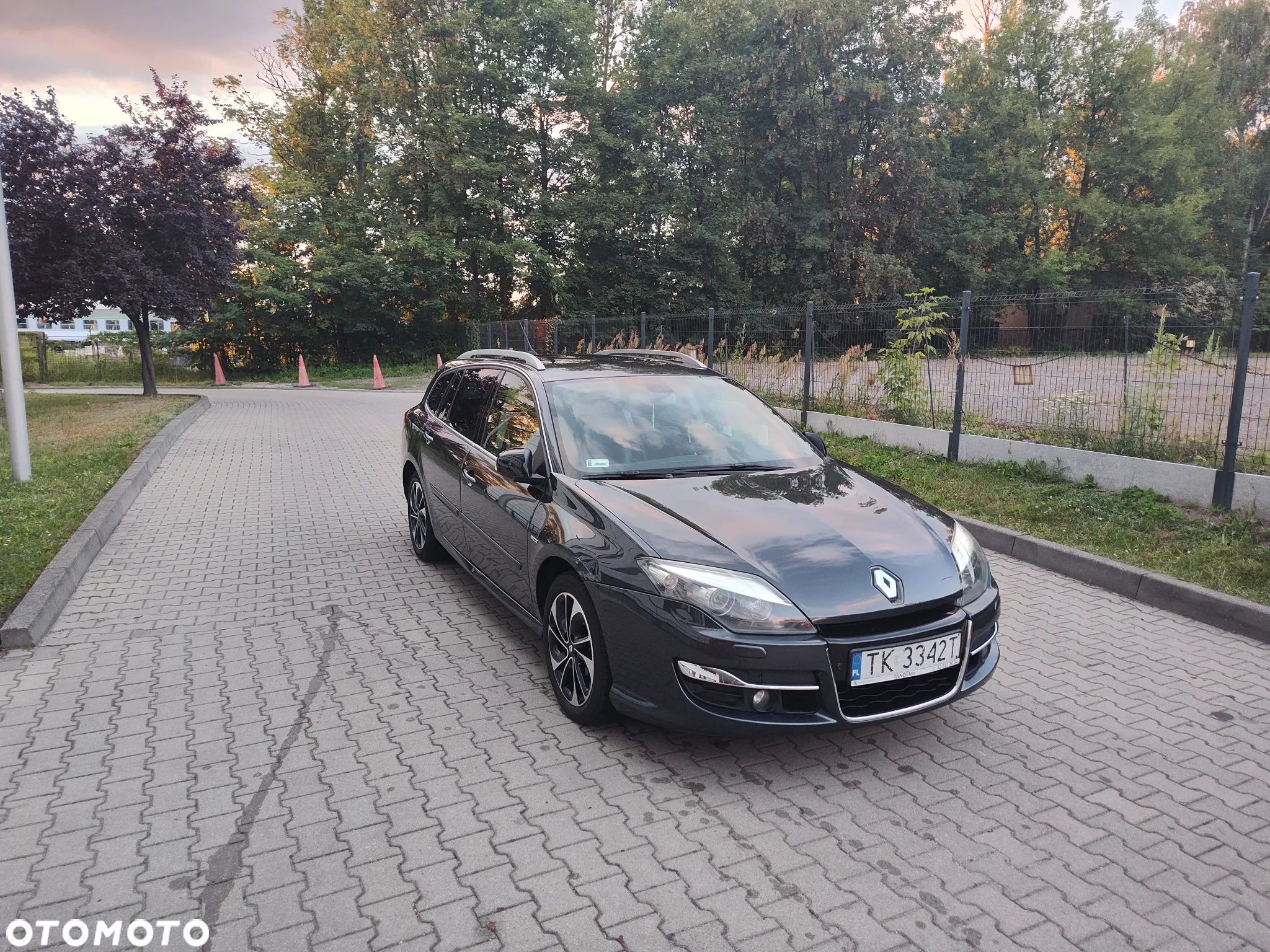 Renault Laguna 2.0 dCi Bose Edition - 1