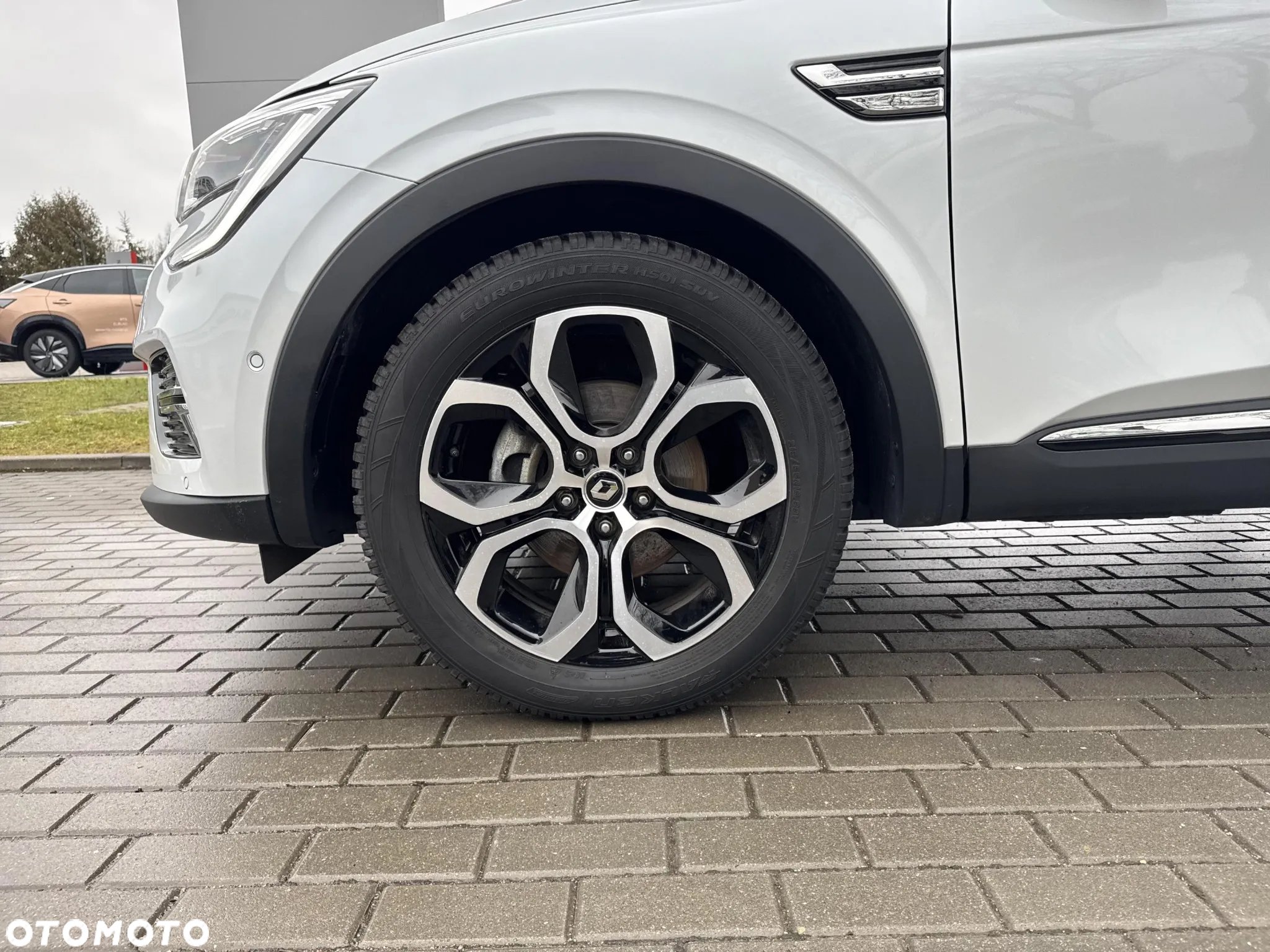 Renault Arkana 1.6 E-TECH Intens MMT - 17