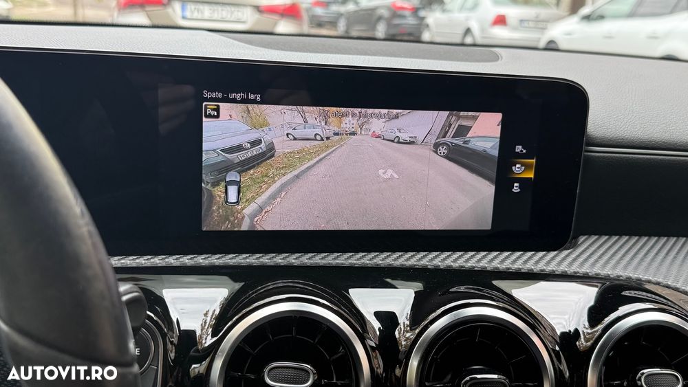 Mercedes-Benz CLA - 13