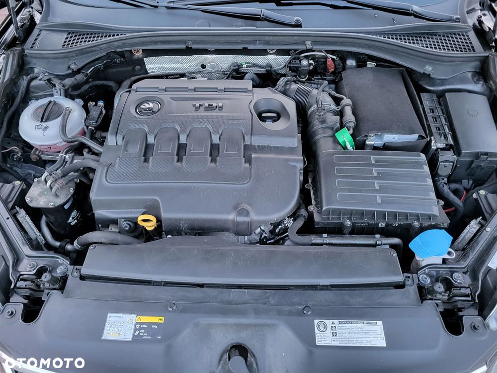 Skoda Superb 2.0 TDI Style DSG - 10