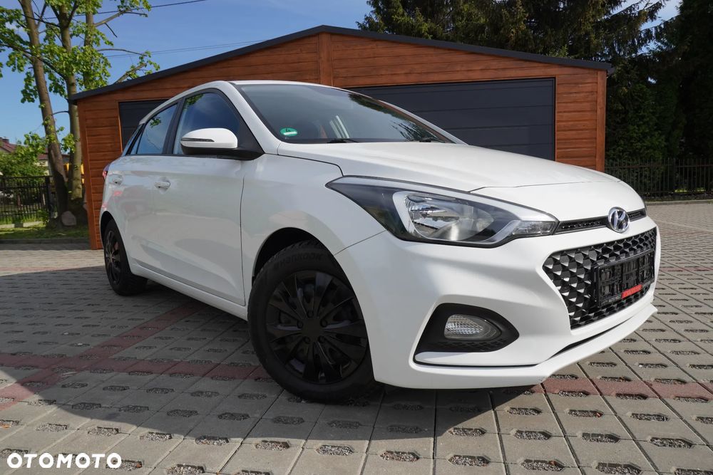 Hyundai i20 blue 1.2 Classic - 13