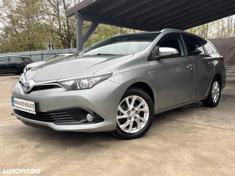 Toyota Auris - 4