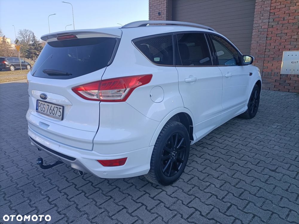 Ford Kuga 2.0 TDCi 4x4 ST-Line - 4