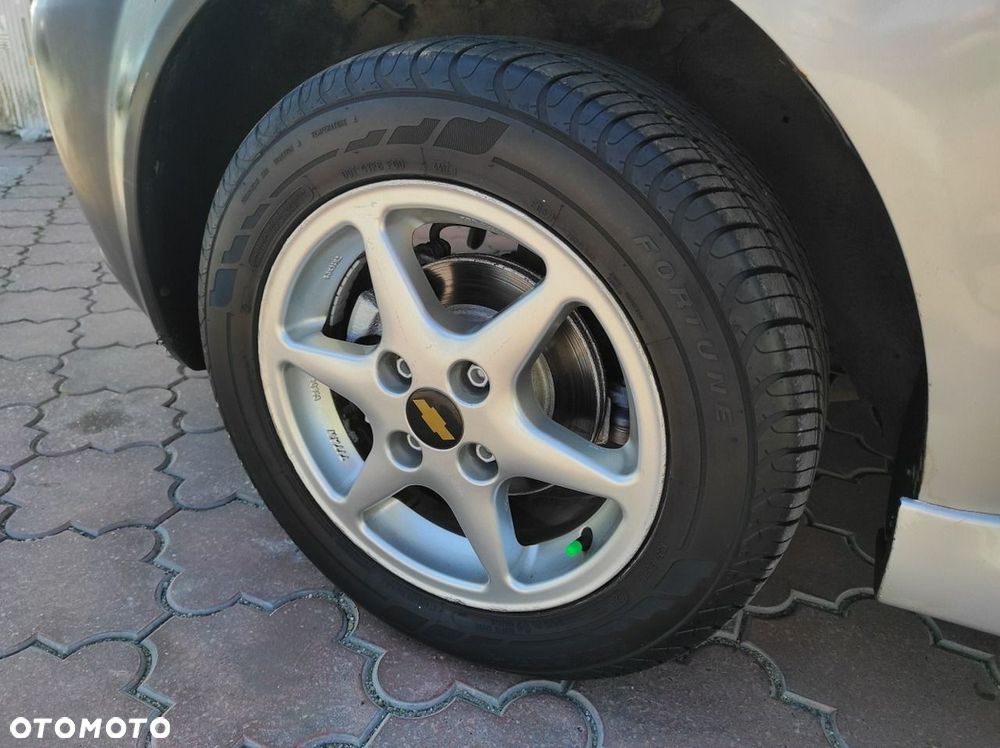 Chevrolet Kalos - 15