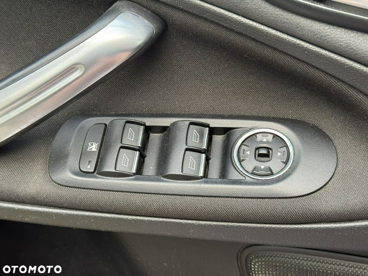Ford S-Max - 22
