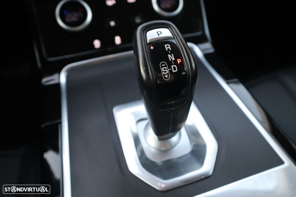 Land Rover Range Rover Evoque 1.5 P300e AWD S Auto - 33