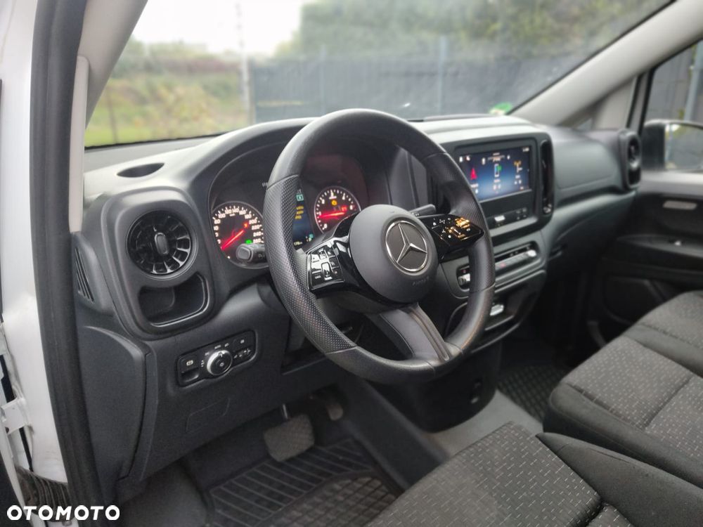Mercedes-Benz Vito - 37