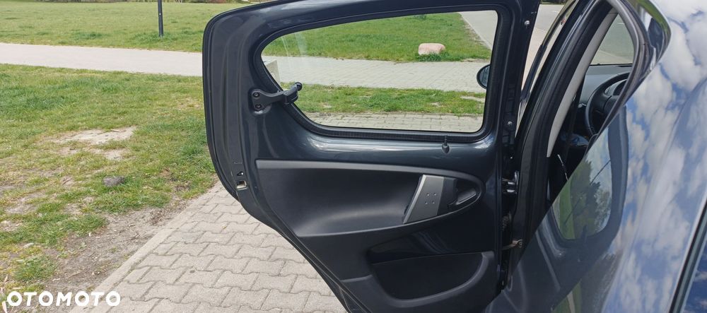 Toyota Aygo Multi Mode CoolBlue - 9